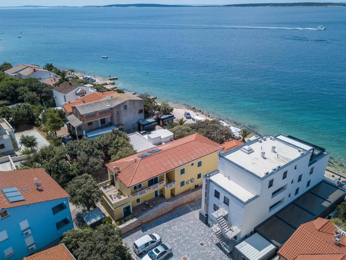 Apartmani Plazibat Mandre