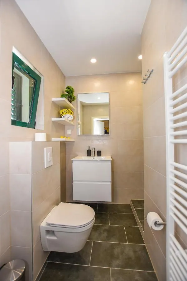 Apartamento Apartmani Plazibat Mandre Croacia
