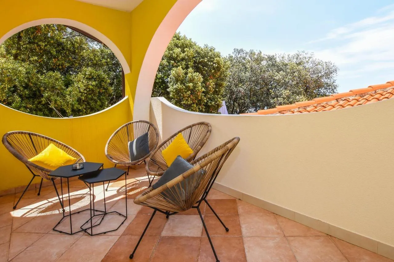 Apartamento Apartmani Plazibat Mandre Croacia