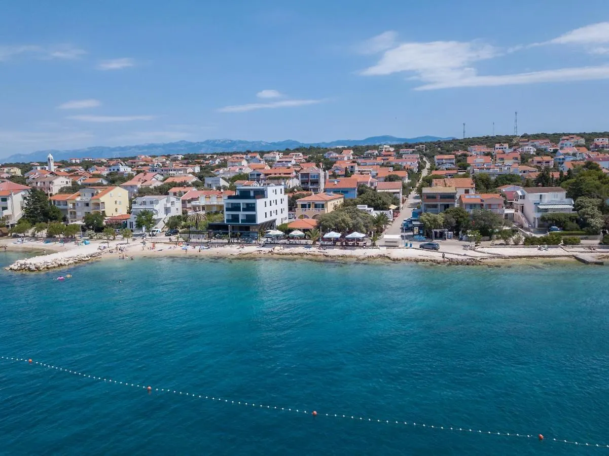 Apartmani Plazibat Mandre Apartment