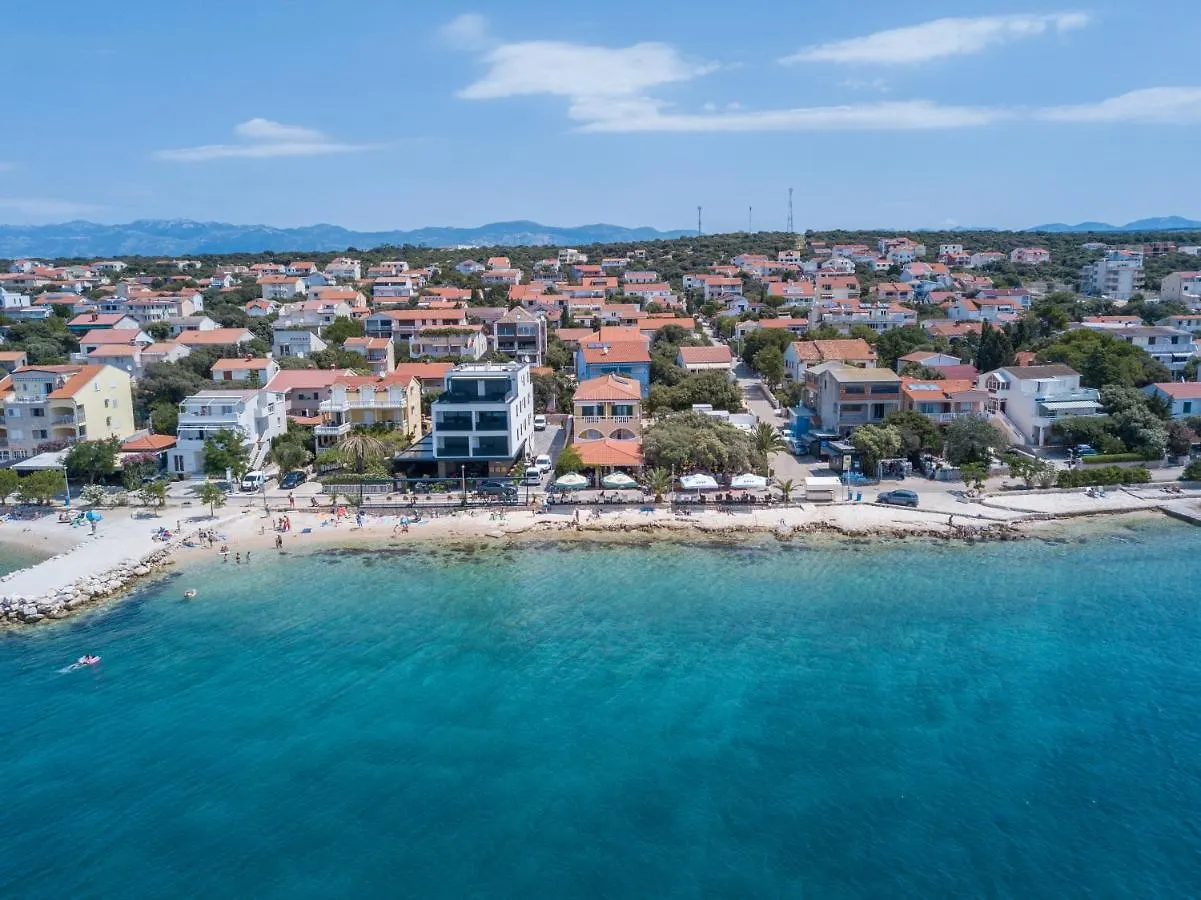 Apartmani Plazibat Mandre Croatia